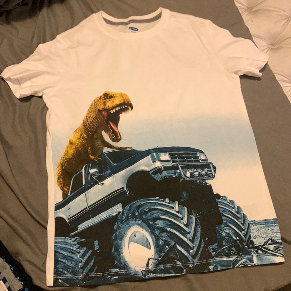 Bundle of Boys 10-12 y tshirts
